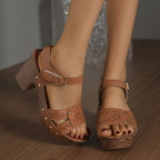 Damen Wedge-Sandaletten mit dekorativem Lochmuster und komfortablem Fußbett R&B