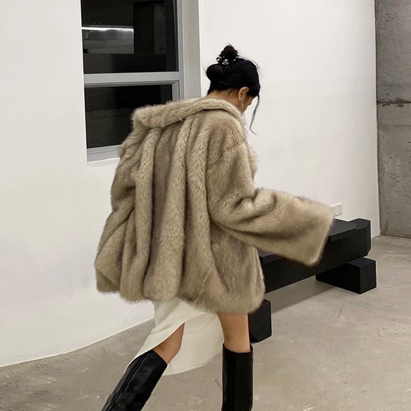 Damen Modischer Oversize Kunstpelz-Cape R&B