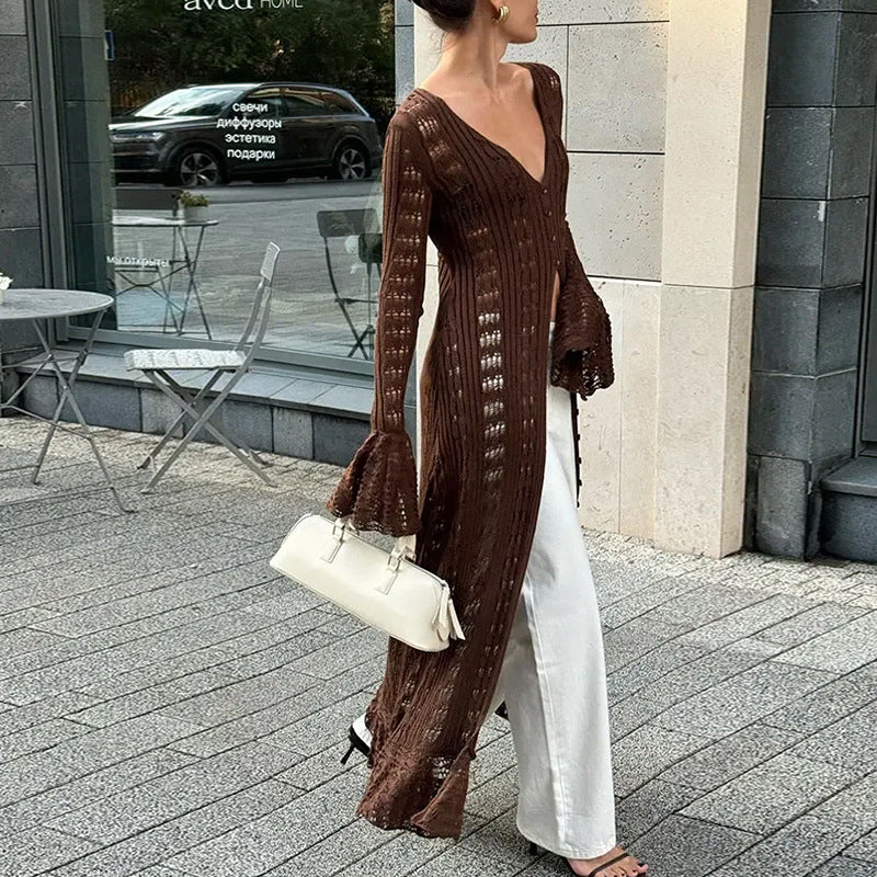 Damen Strickmaxikleid mit nostalgischem Lochmuster und elegantem V-Ausschnitt R&B