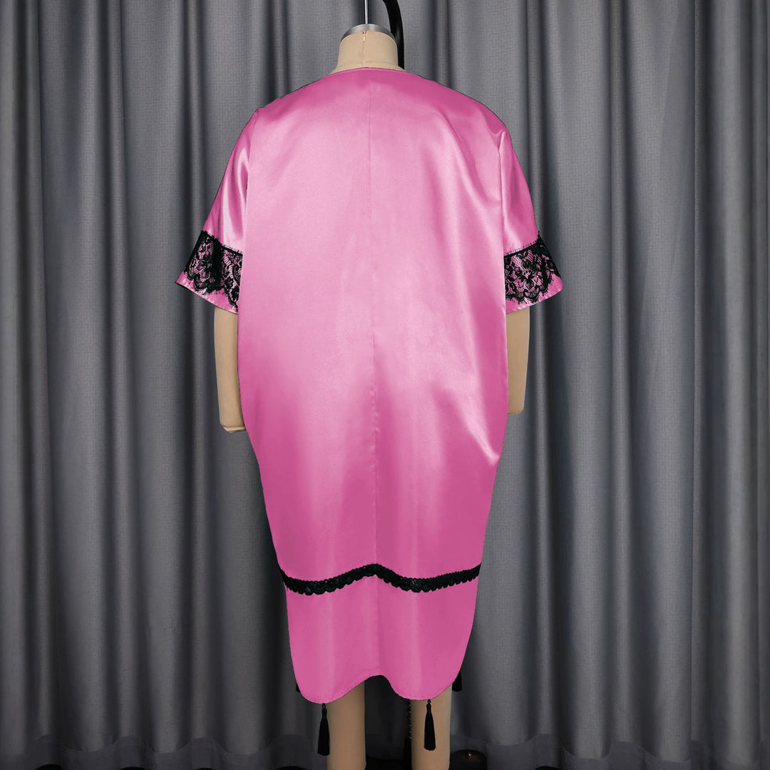 Damen Elegante Satin-Kaftanrobe mit Spitzenakzenten R&B