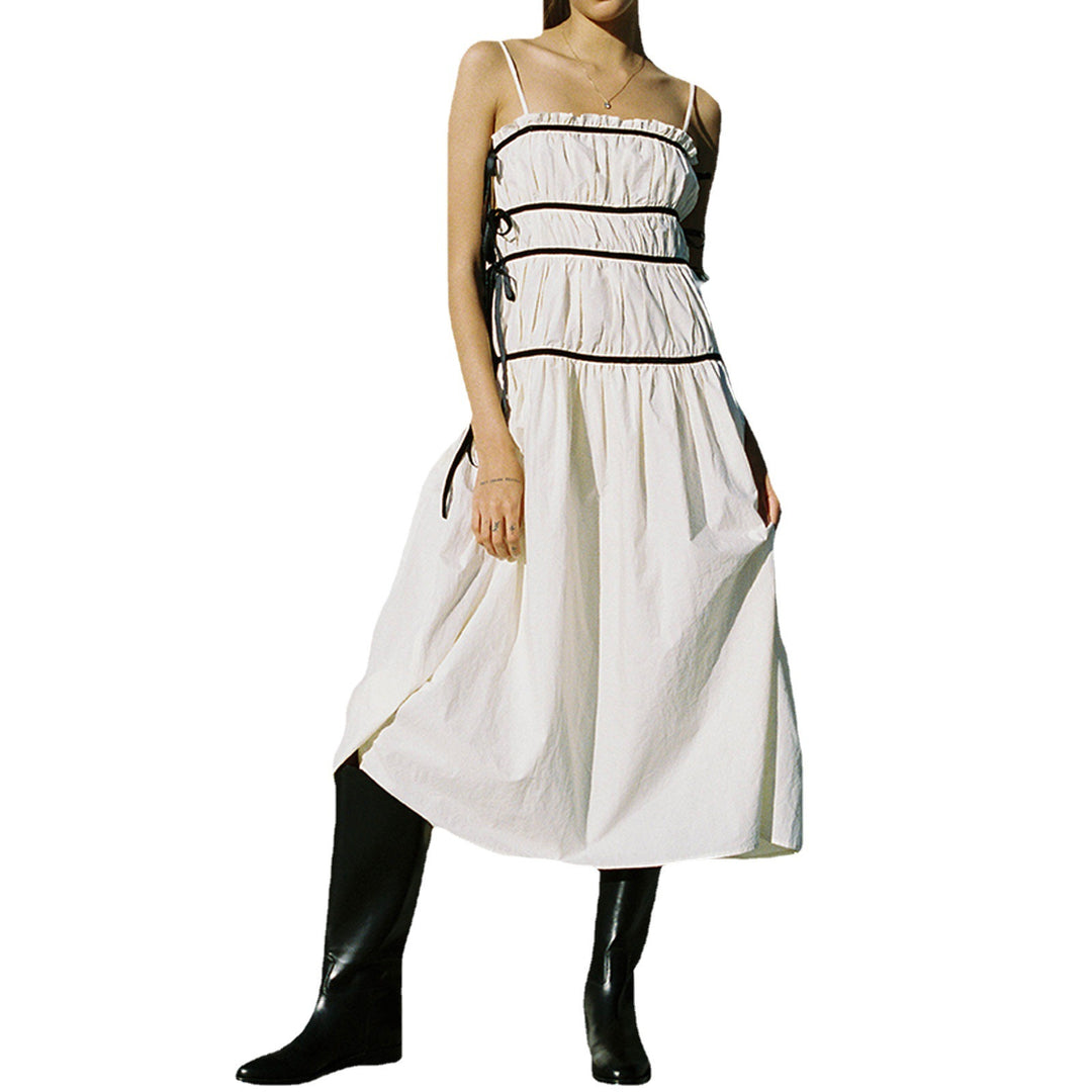 Damen Maxikleid mit verspieltem Rüschendesign und verstellbaren Trägern R&B