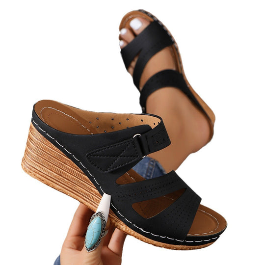 Damen Keil-Pantoletten mit modischem Riemendesign R&B