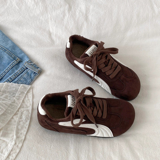 Damen Sportliche Sneaker mit Veloursleder-Obermaterial und gepolsterter Innensohle R&B
