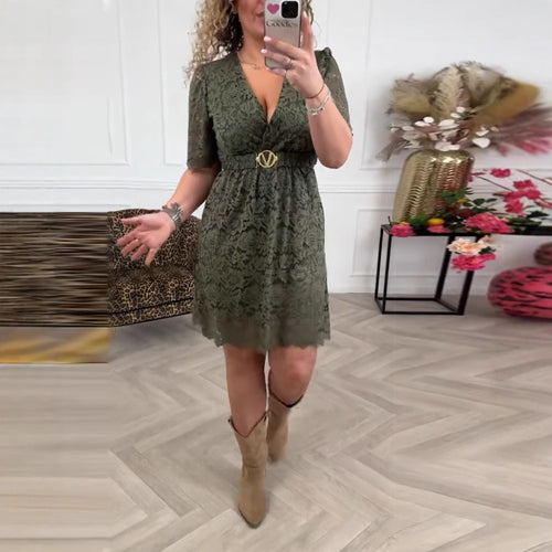 Damen nan tailliertes Spitzenkleid mit V-Ausschnitt, Empirenaht und metallischem Ziergürtel R&B