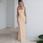 Damen Elegantes Maxikleid mit quadratischem Ausschnitt und figurbetonter Silhouette R&B