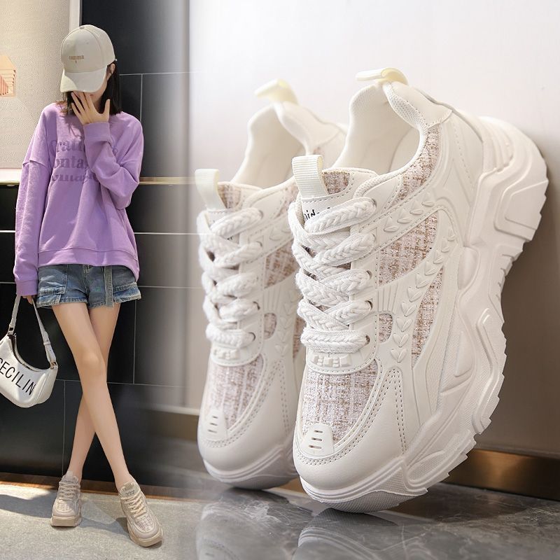 Damen Modische und bequeme Chunky Sneakers mit atmungsaktiver Oberflächenstruktur