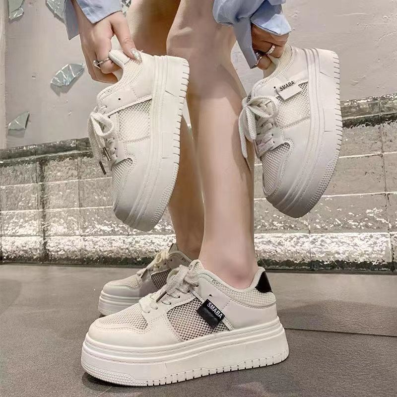 Damen Komfortable und sportliche Sneakers mit atmungsaktiver Mesh-Oberfläche und dämpfender Sohle