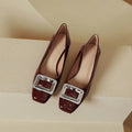 Damen elegante Blockabsatzpumps mit funkelnder Schnallenapplikation