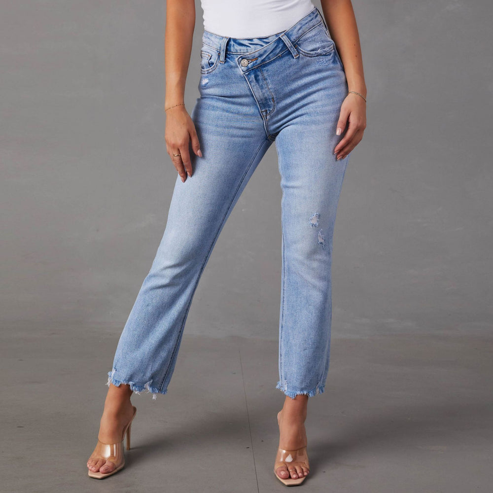 Damen Lässige Jeans mit fransigem Saum und modischen Destrukturelementen R&B