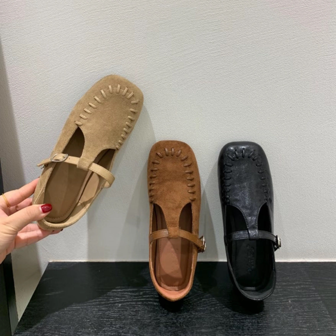 Damen Mokassins mit dekorativen Stichen und verstellbarem Riemchen R&B
