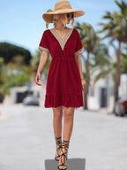 Damen Freizeitkleid mit V-Ausschnitt und Spitzenakzenten R&B