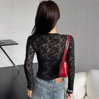 Damen nan eng anliegendes Spitzen-Langarmshirt mit floraler Ajour-Spitze, leicht transparent und Stehkragen R&B