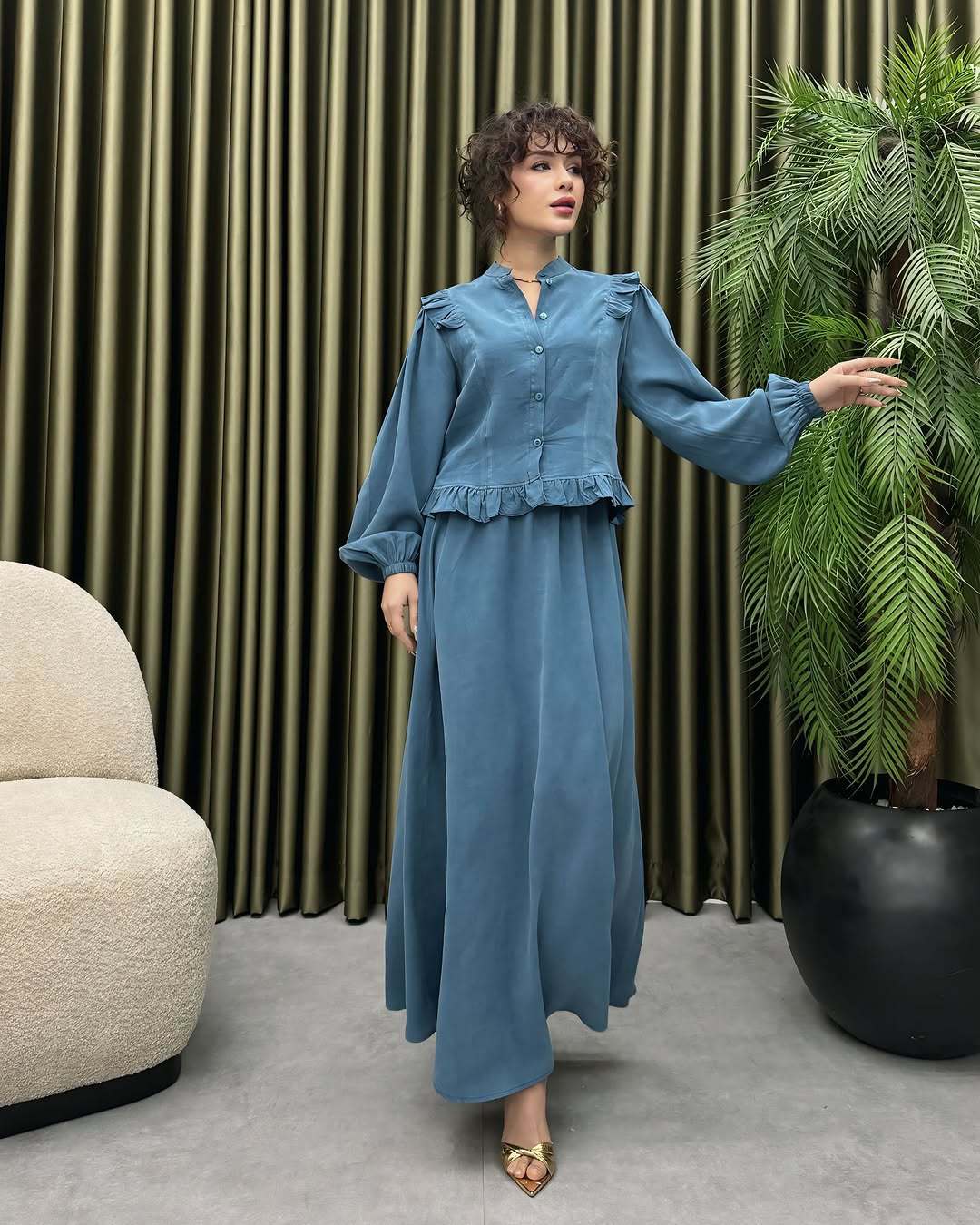 Damen Elegantes langes Kleid mit Rüschendetail R&B