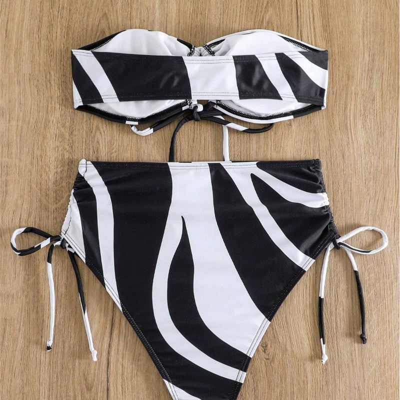 Damen Bikini-Set mit modischem Wickel-Design und verstellbaren Schnürdetails R&B