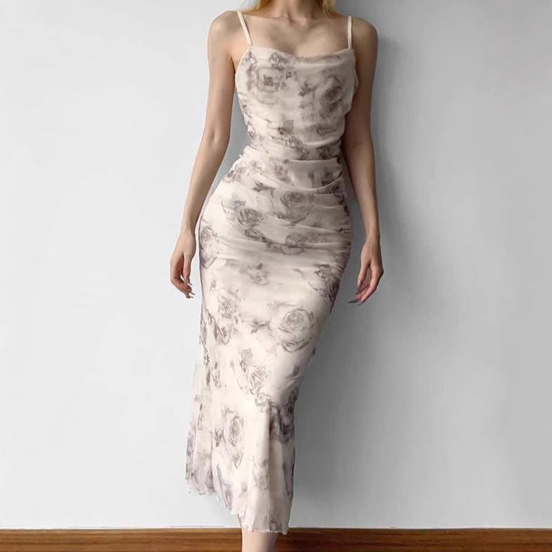 Damen figurbetontes Maxikleid mit raffinierten Rüschen und floralem Muster R&B