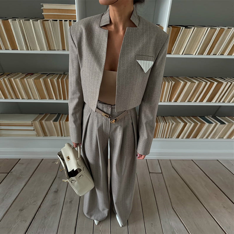 Damen modisches cropped Blazer-Ensemble mit weitem Hosen R&B