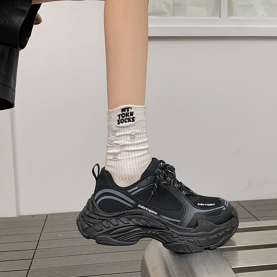 Damen Sportliche Trail Sneakers mit atmungsaktivem Mesh-Obermaterial und robustem Sohlenprofil R&B