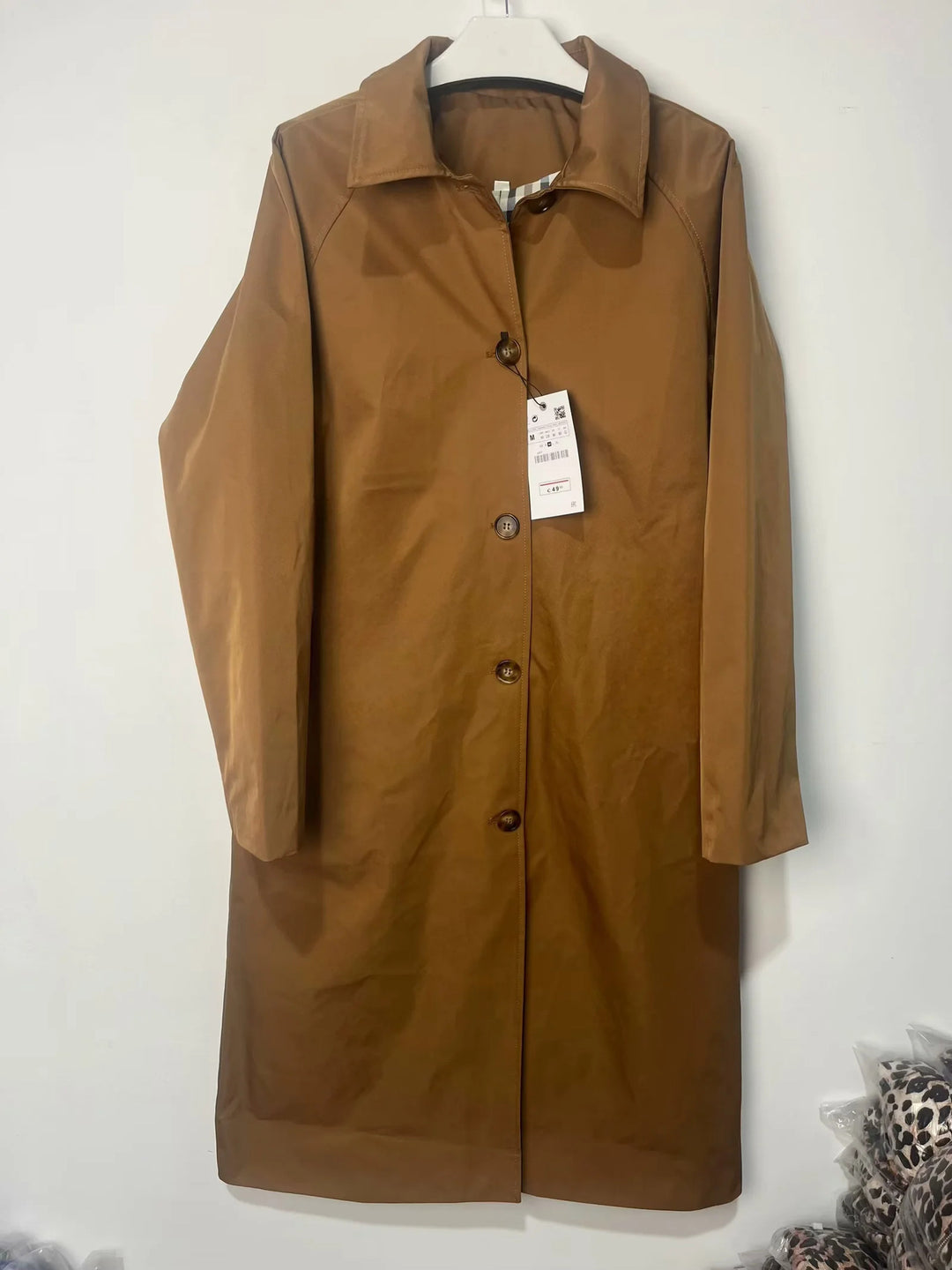 Damen modische Übergangsjacke mit elegantem Stehkragen und praktischen Knopfdetails R&B