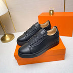 Damen Stilvolle Sneaker mit strukturiertem Obermaterial und komfortabler Laufsohle R&B