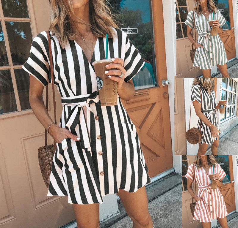 Damen Wickelkleid im modernen Streifenlook mit praktischer Knopfleiste und Taillengürtel R&B