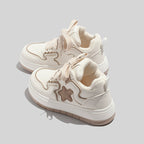 Damen Sportliche Winter Sneakers mit warmem Futter und verspieltem Sternenmotiv