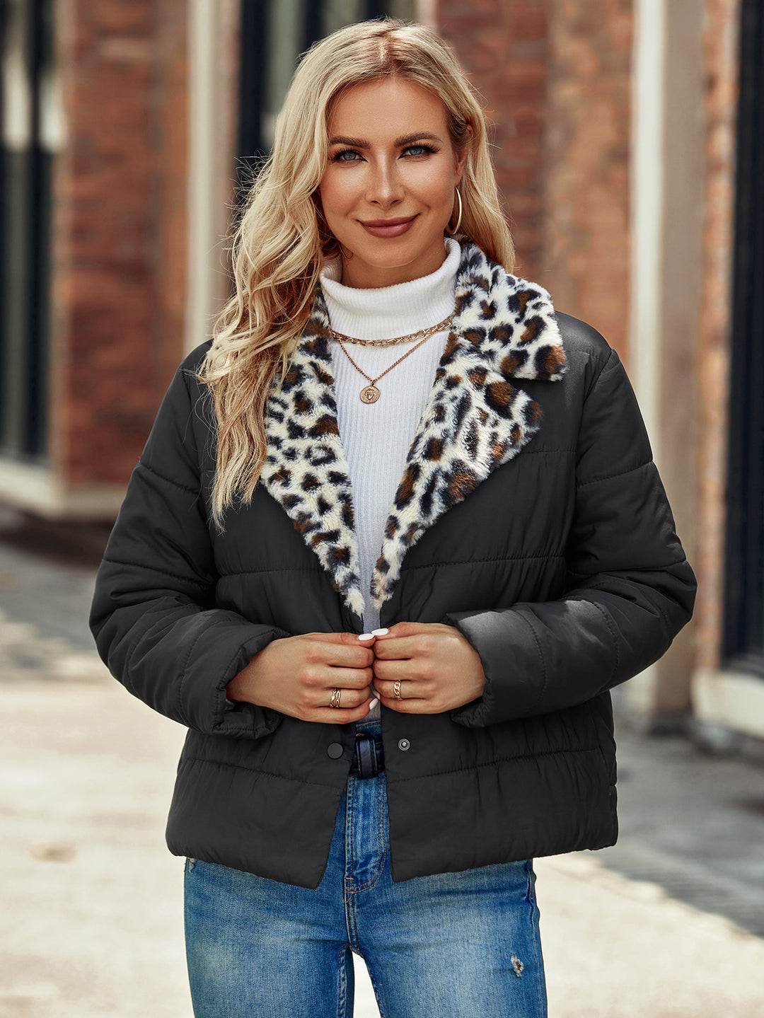 Damen Modische Steppjacke mit Leopardenkragen R&B
