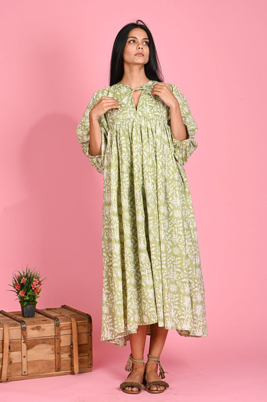 Damen Maxi-Kleid mit voluminösen Ärmeln und raffiniertem Bindungsdetail R&B