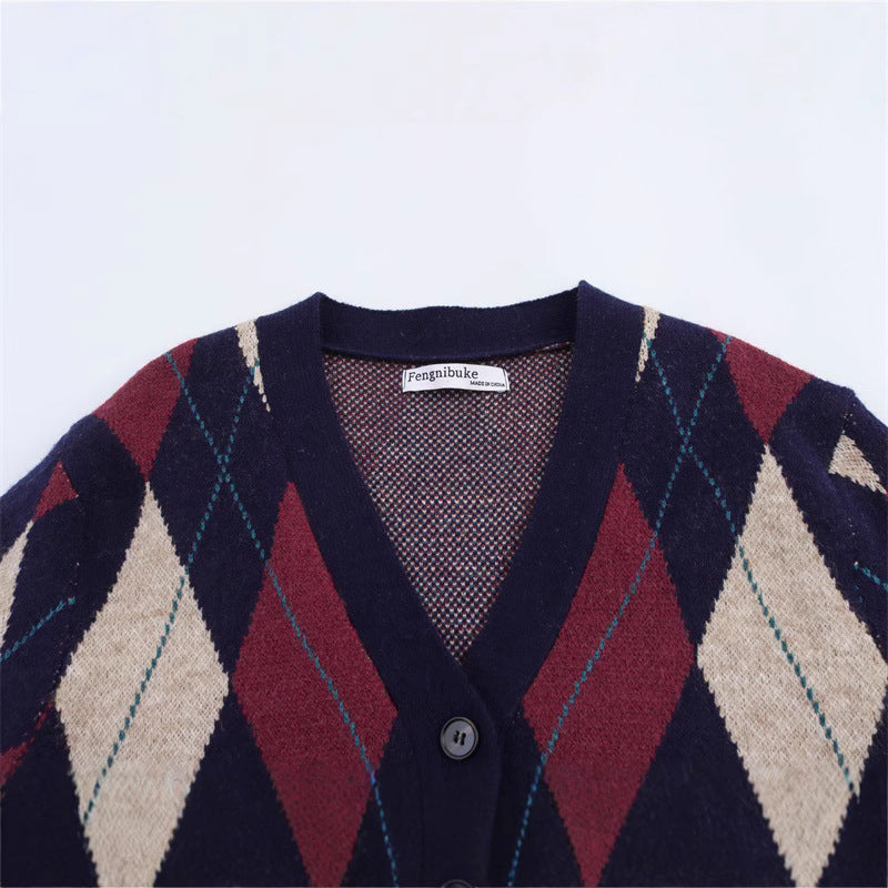 Damen gemusterte Strickjacke mit klassischen Karomotiven R&B