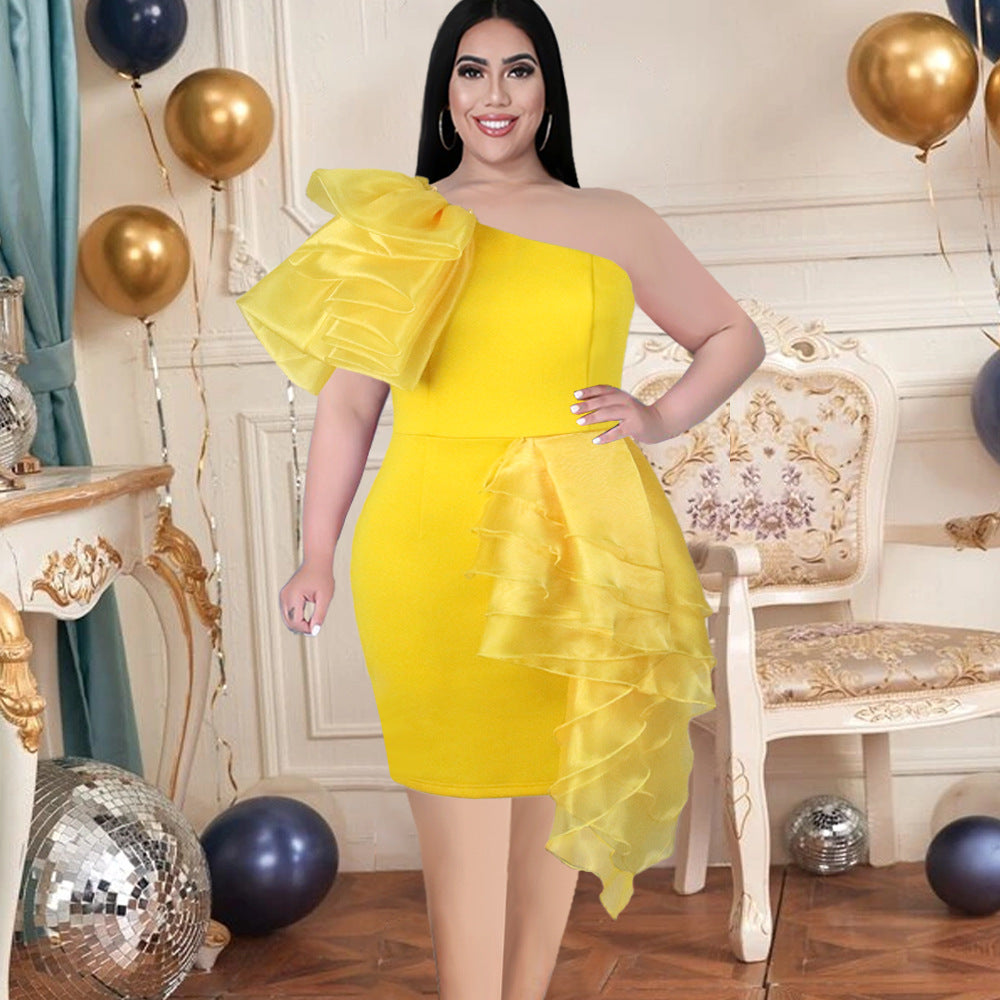 Damen Einseitiges Cocktailkleid mit voluminösem Rüschendesign R&B