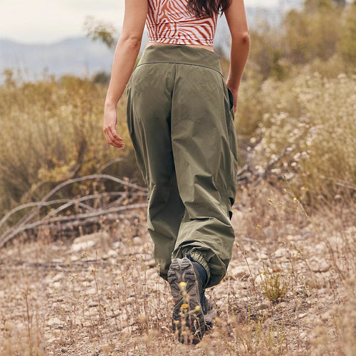 Damen Outdoor-Hose mit elastischem Bündchen und knöpfbarem Verschluss R&B