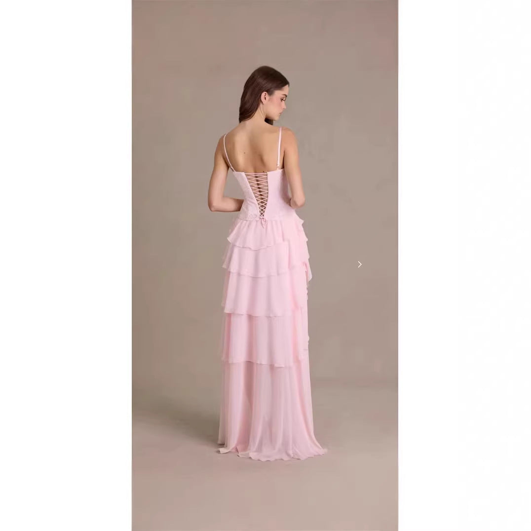 Damen verspieltes Cocktailkleid mit asymmetrischem Saum und Rüschendetails R&B