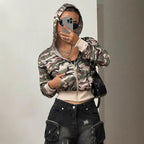 Damen Cargojacke im trendigen Camouflage-Design mit Kapuze und elastischem Bund R&B