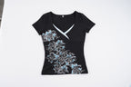Damen figurbetontes T-Shirt mit floralem Druck und V-Ausschnitt R&B