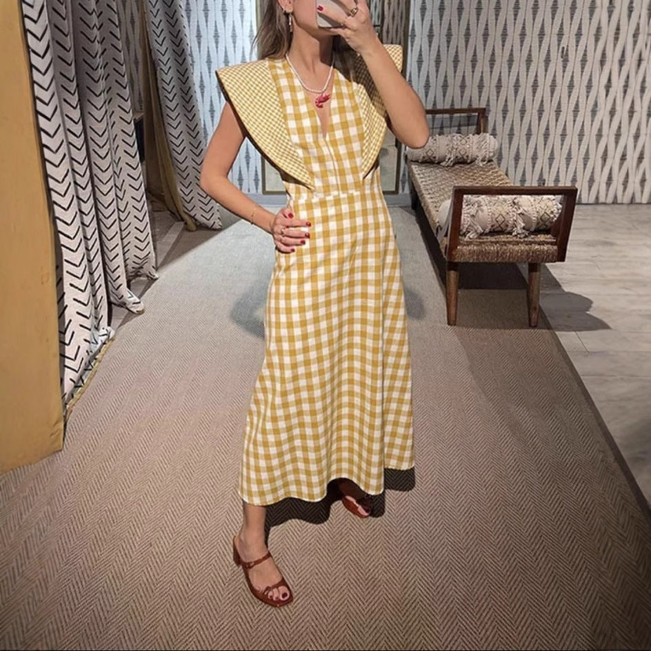 Damen Maxikleid mit V-Ausschnitt und modernen Rüschendetails R&B