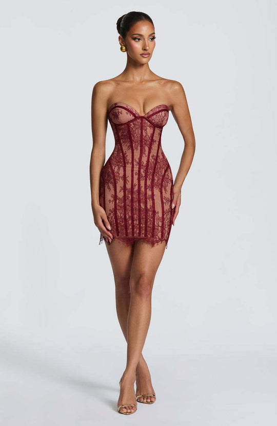 Damen Raffiniertes Spitzenkleid mit trägerlosem Design und edlen Verzierungen R&B
