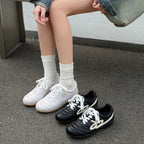 Damen sportliche Freizeitschuhe mit glattem Obermaterial und sportlichem Design R&B