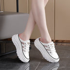 Damen bequeme Slip-On Sneakers mit atmungsaktiver Mesh-Oberfläche und rutschfester Sohle R&B