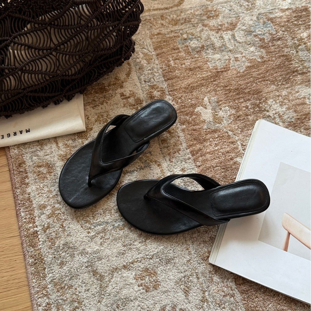 Damen Komfortable Zehentrenner-Sandalen mit ergonomischer Fußbettgestaltung und rutschfester Sohle