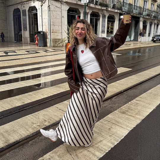 Damen cropped Kunstlederjacke mit feinen Nähten und weitem Schnitt R&B
