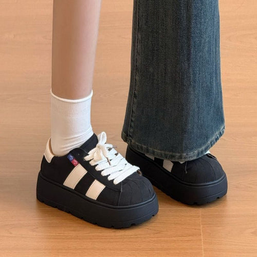 Damen Sportliche Plattform-Sneaker mit strapazierfähigem Obermaterial R&B