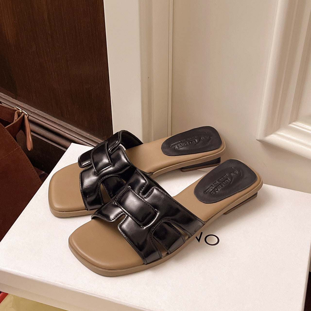 Damen Elegante Slide-Sandalen mit modischen Glanzapplikationen EB