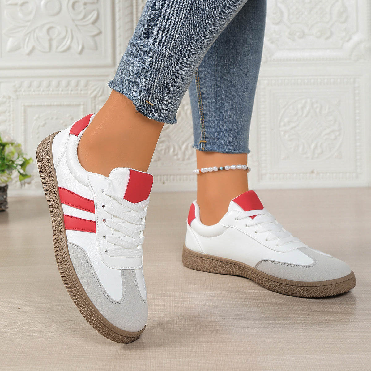 Damen Sportliche Sneakers mit eleganten Metallic-Details R&B