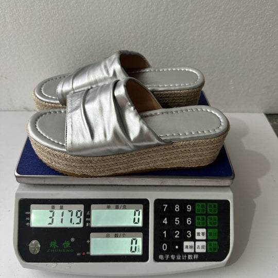 Damen Plateau-Pantoletten mit elegantem Riemen R&B