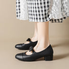 Damen elegante Ballerinas mit dekorativem Schleifenakzent und klassischem Farbblockdesign