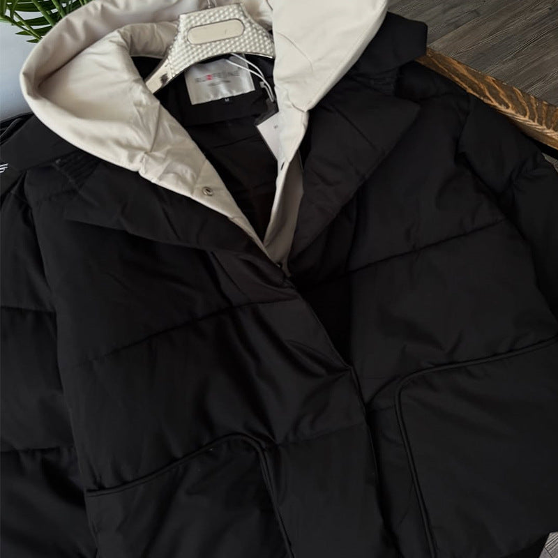 Damen Steppjacke mit großzügiger Kapuze und modernem Schnitt R&B