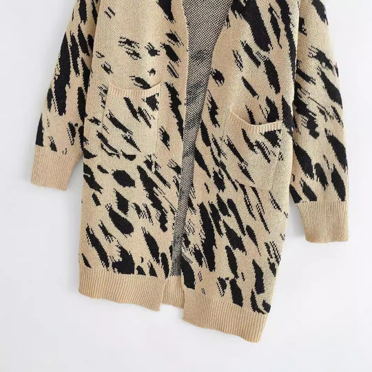 Damen Grobstrick-Cardigan mit modischem Leopardenmuster und praktischen Taschen R&B