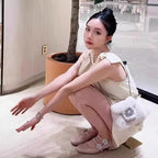 Damen elegante Ballerinas mit modischen Querriemchen und funkelnden Schmuckdetails R&B