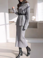 Damen Elegantes Strickoutfit mit Taillengürtel