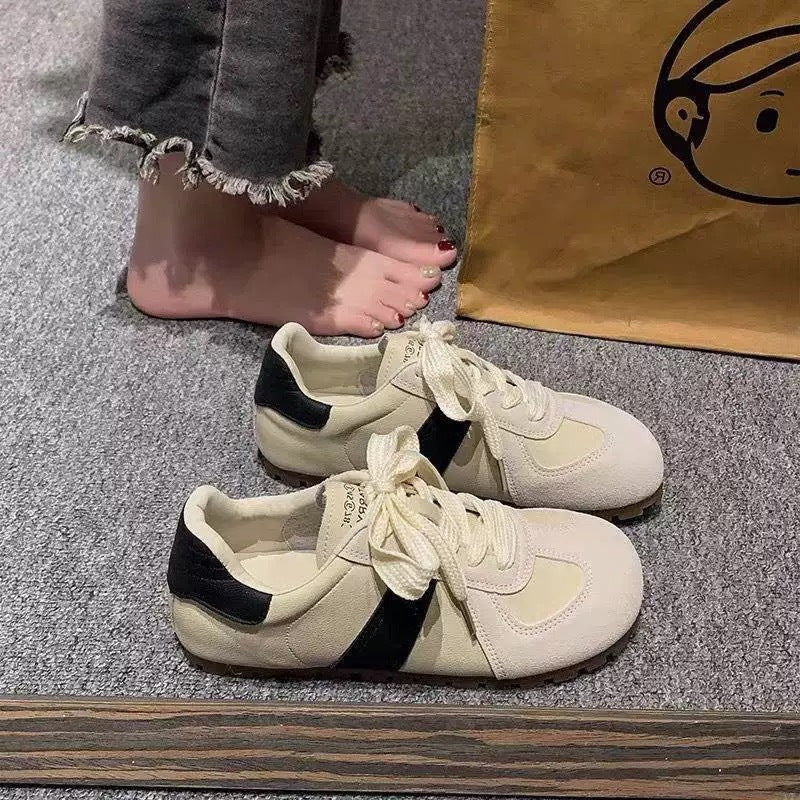 Damen Modische Sneaker mit strukturiertem Obermaterial und rutschfester Sohle R&B