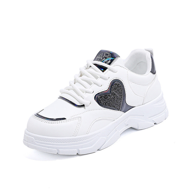 Damen Sportliche Sneakers mit glitzerndem Herz-Detail R&B